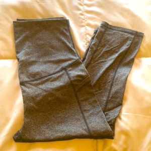 Maternity cropped yoga pants